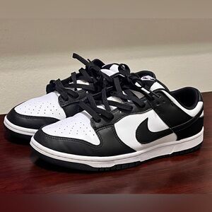 Nike Panda Dunks